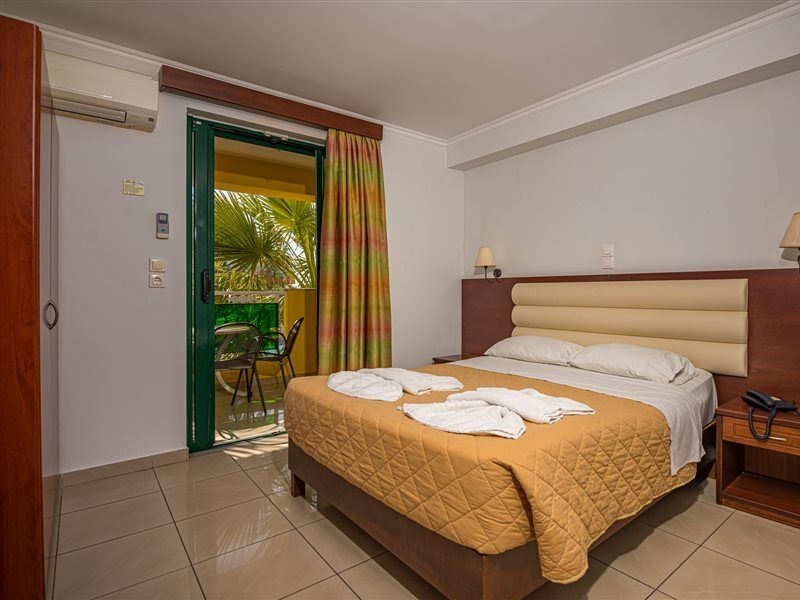 Caretta Beach Resort & Waterpark Каламакион Экстерьер фото